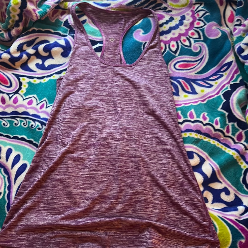 Lululemon tank top